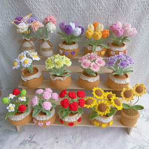 <span class=keywords><strong>Flores</strong></span> de Ganchillo de Algodón Hechas a Mano (Tulipán y Rosa), Plantas Artificiales en Maceta, Decoración Moderna para el Hogar, Duradera y Ecológica - Product Image 1