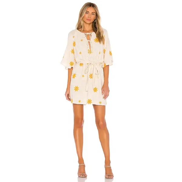 2021 Customized New Arrival Women Floral Pattern Bell Sleeve Front Back Self Tie Closure Mini Dress Cute Daisy Embroidered Tunic