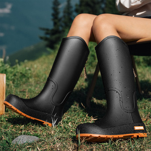 Bottes de pluie unisexes en PVC imperméables antidérapantes de haute qualité, hauteur genou, pour le camping automne/printemps/été – souples, résistantes et flexibles - Product Image 4