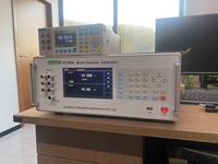 Calibrateur de Multifonction de Laboratoire Électrique de Haute Précision Dispositif de Test de Calibrateur de Multimètre ET3000-2B Peut Être Sortie Big MA