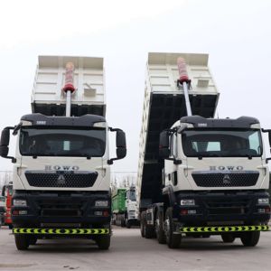 Camión Volquete Ligero Sinotruk Howo 8x4 Económico en <span class=keywords><strong>Venta</strong></span>, Perfecto para Pequeñas Empresas y Trabajos Municipales - Product Image 3
