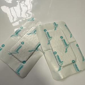 Pansement en mousse de silicone PU de haute qualité, imperméable, antibactérien, pour la protection des plaies et la récupération postopératoire, pansement en mousse d'argent - Product Image 6