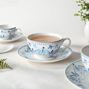 Service de table 20 pièces en porcelaine fine, motif floral, vaisselle artisanale fabriquée en Chine, avec tasses en porcelaine - Product Image 4