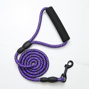 Nylon Reflective <b>Dog</b> <b>Leash</b> With Black Handle And Metal Clip For Large <b>Dogs</b> - Product Image 2