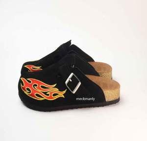 Sabots et mules personnalisés en daim de vache pour hommes, avec soutien de la voûte plantaire en cuir et semelle en liège, également utilisables comme sandales à talons pour femmes - Product Image 5