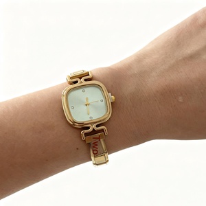 Reloj Dinimi Nuevo, Simple, Pequeño, Cuadrado, de Lujo Ligero, Elegante, con Correa de Acero Inoxidable Bordada, Estilo Urbano, Modular, de Cuarzo - Product Image 5