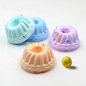 Moule à pâtisserie en Silicone 3x7cm, ustensiles de cuisine, couronne en forme de cœur, Cupcake, Muffin - Product Image 1