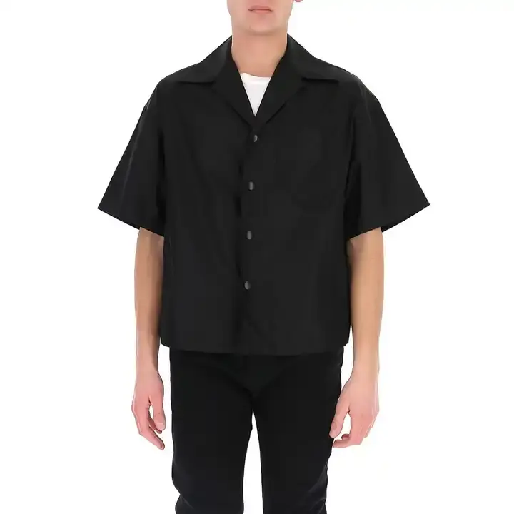 Vente en gros de chemises 220gsm style crop boxy chemises avec logo imprimé sans poche et broderie chemises style poly à 4 boutons