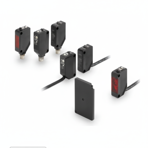Pour capteur photoélectrique compact OMRON avec amplificateur intégré E3Z-D67 capteur optique - Product Image 1