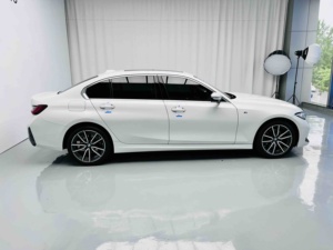 <span class=keywords><strong>BMW</strong></span> Série 3 d'occasion, conduite à gauche, châssis stable, airbags multiples, phares LED, caméra de recul – Voiture de luxe populaire mondiale - Product Image 4
