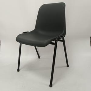 Chaises d'école et <span class=keywords><strong>de</strong></span> <span class=keywords><strong>bureau</strong></span> en plastique durables, empilables, modernes, populaires, en vente chaude, en gros, pour les événements, OKBUYCHAIR personnalisées - Product Image 1