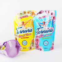 Pochettes souples personnalisées à bec verseur pour détergent liquide – Sacs en plastique haute barrière avec embout d'angle