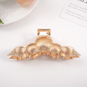 Pince à cheveux en métal style simple, grande pince rétro en forme de coquille pour femmes, accessoires capillaires - Product Image 6