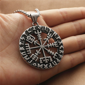 Collier pendentif Viking en acier inoxydable pour homme, design rond flocon de neige, style punk rétro 190225 - Product Image 3
