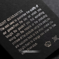 Étiquettes de vêtements en papier écologiques en gros, étiquettes suspendues, possibilité de personnaliser la forme et la couleur du logo