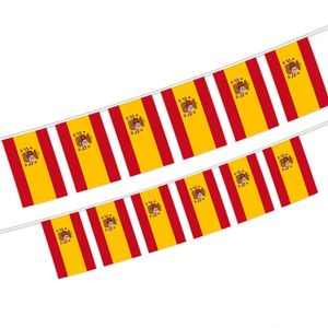 Vente en gros de guirlandes de drapeaux espagnols avec taille et motif personnalisés pour la décoration - Product Image 1