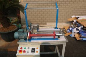 <span class=keywords><strong>Enrouleur</strong></span> de canette semi-automatique pouvant s'adapter à tout type de canette. - Product Image 5