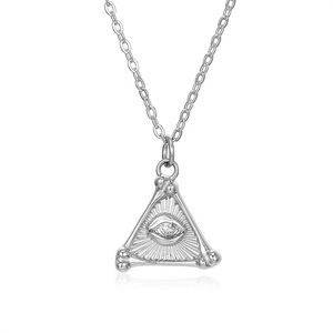 Collar Unisex de Moda con Ojo de Horus, Collar con Colgante de Ojo Triangular Chapado en Oro - Product Image 2