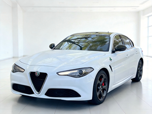 <span class=keywords><strong>Alfa</strong></span> <span class=keywords><strong>Romeo</strong></span> Giulia 2.0T 200CV del 2017 Usata, Guida a Sinistra, Euro VI, Importazione Italia, Automatica, 5 Posti, Berlina Premium, Auto a Benzina Usata - Product Image 1