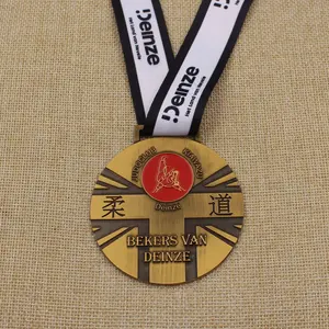 Madalya üreticisi özel kişiselleştirilmiş ucuz ödülleri metal 2D antika altın tekvando madalyası