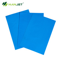 Rouleau de bâche PE unie enduite de couleur personnalisée de haute qualité, résistante au vent, séchage rapide, anti-rétrécissement pour usage extérieur