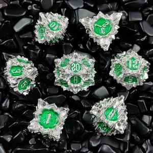 Juego de Dados DND de Lujo Hechos a Mano de 7 Piezas, Poliédricos, Huecos, de Aleación de Zinc de 40 mm, Color Personalizado, Logotipo Personalizado para RPG Dungeons & Dragons - Product Image 6