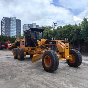 Niveleuse à moteur Caterpillar 140G 140K de 14 tonnes, d'occasion, pour travaux de construction, d'exploitation minière et de terrassement, avec boîte de vitesses et pompe, à vendre - Product Image 2
