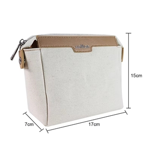 Bolsa de Maquillaje con Cierre Azul Oscuro de Lujo con Logotipo Personalizado, Lavable, de Lona de Algodón Reutilizable, Moderna, Pequeña y Portátil para Mujer - Product Image 2