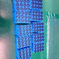 Caoutchouc silicone moulé de haute qualité, conception personnalisée acceptée pour l'automobile, le médical et l'électronique