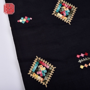 Nouveau tissu de broderie Baboos rayonne en nylon de couleur personnalisée légère à la mode pour les vêtements des femmes - Product Image 3