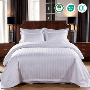 Luxury 300TC 100% Cotton Hotel Bed Linen Set Soft White Duvet Cover Flat Sheet Pillowcase For Hotel Linen Wholesalers - Product Image 1