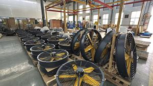 พัดลมติดผนังแบบส่ายขนาด <span class=keywords><strong>0.6</strong></span> 0.9 1.2 เมตร ประหยัดพลังงาน ปริมาณลมมาก พร้อมรีโมทคอนโทรล สำหรับใช้ในคลังสินค้า โรงงาน และกลางแจ้ง - Product Image 3