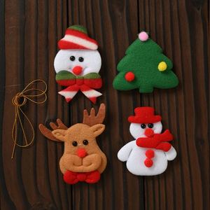 Lot d'accessoires en feutre DIY de Noël en gros : formes de bonhomme de neige et de renne pour décorations personnalisées - Product Image 6