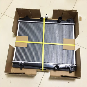 หม้อน้ำระบายความร้อน<span class=keywords><strong>เครื่องยนต์</strong></span>16400-0Q040/16400-0Q040สำหรับ <span class=keywords><strong>Yaris</strong></span>/Vitz/hatchback/ Van 1.0L 3cyl หม้อน้ำอัตโนมัติ - Product Image 4