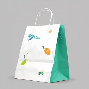 Bolsa de Papel Negra Mate con Logotipo Personalizado en Dorado para Perfume Masculino, Bolsa Cuadrada Pequeña con Asas de Calidad Ecológica - Product Image 6