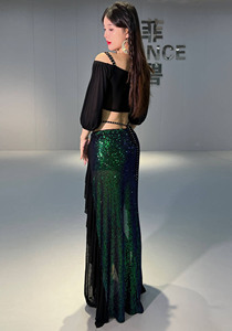 Ensemble de costumes professionnels avec haut à manches longues et jupe à paillettes brillantes pour la <span class=keywords><strong>danse</strong></span> <span class=keywords><strong>orientale</strong></span> - Product Image 4