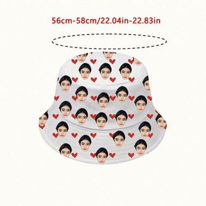 Sombrero de Pescador Ligero Personalizable, 1 Pieza, Impresión de Retrato Personalizado, Patrón de Corazones Aleatorios, Ropa Casual, Regalo, Tipo Dibujo Animado - Product Image 1