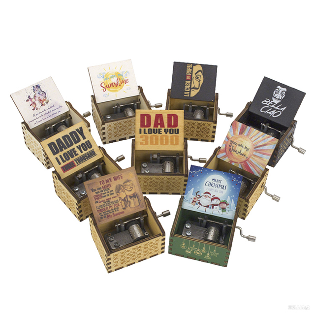 Custom Melody Music Box Anime Movies Themed Hand Crank Wooden UV Pattern Printing