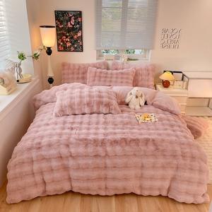 ชุดเครื่องนอนผ้ากำมะหยี่ลายกระต่ายแบบเรียบง่าย น้ำหนักเบา เหมาะสำหรับฤดูหนาว พร้อมผ้านวมและปลอกผ้านวม ให้ความสบายเป็นพิเศษ - Product Image 3