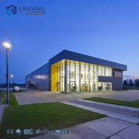 Almacén con Estructura de Acero y Edificio de Oficinas, Taller Industrial con Estructura de Acero, Oficina con Fachada de Vidrio para Uso Comercial