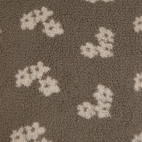 Tissu en polaire sherpa jacquard floral tricoté 100 % polyester de 380 g/m², poids moyen, pelucheux, pour manteaux, robes, vêtements et textiles de maison pour filles