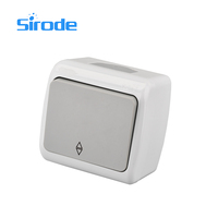 Sirode Série 8005E Boîtier de prise murale domestique étanche IP54 Interrupteur électrique 1-gang 1/2 voies Courant max 10A Tension max 250V