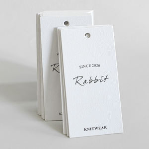 फैक्टरी कस्टम प्रिंटिंग लोगो लक्जरी स्विंग लेबल परिधान पेपर हैंग टैग कपड़ों के लिए स्ट्रिंग रस्सी के साथ - Product Image 1