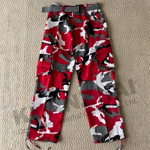 Vente en gros pantalons camo tissés hommes ceinturé cargo rouge et blanc chasse pantalons de camouflage