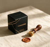 Boîtes d'emballage cadeau en papier doré recyclé personnalisées pour les produits de sceau de cire et les bougies parfumées d'aromathérapie à domicile