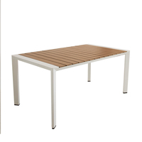 Ensemble de salle à manger de luxe à cadre en aluminium, table rectangulaire en bois plastique et 4 chaises pour jardin extérieur