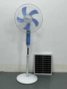 Ventiladores Solares Recargables de 16 Pulgadas con Panel Solar, Económicos, de Alta Resistencia, para Interiores, Sótanos y Hogares - Product Image 3