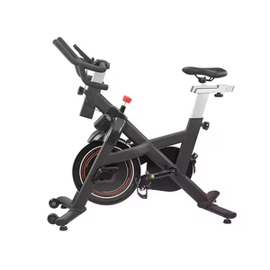 Hot populaire magnétique Spinning Bike Transformer Gym Equip Spinning Bike avec volant d'inertie <span class=keywords><strong>de</strong></span> 18kg - Product Image 3