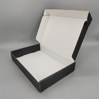 Boîtes d'enveloppe d'expédition en carton ondulé noir personnalisées pour vêtements et chaussures boîtes d'enveloppe en carton imprimé pour l'expédition