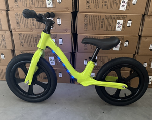 Nuovo Modello di Bicicletta Senza Pedali da 12 Pollici per Bambini <span class=keywords><strong>2</strong></span>-6 Anni, Forcella in Alluminio, Telaio Completamente Ammortizzato, Bici Economica per Bambini - Product Image 6